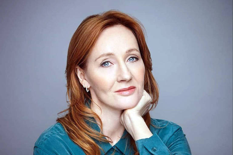 J.K. Rowling se engajou em luta para ajudar órfãos em perigo na Ucrânia, crianças que vivem em abrigos - Foto: Divulgação / Debra Hurford Brown