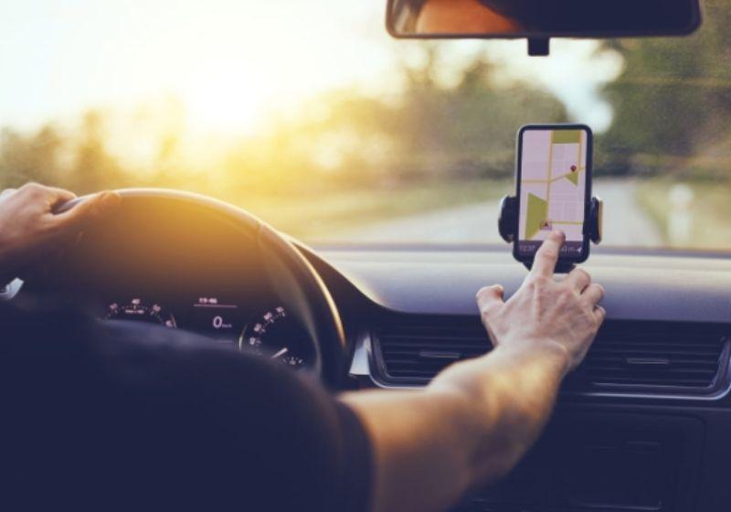 As empresas Uber e 99 esperam que essas ações emergenciais colaborem para reduzir os impactos no dia a dia dos motoristas de aplicativo após a alta no preço da gasolina- Foto: Divulgação