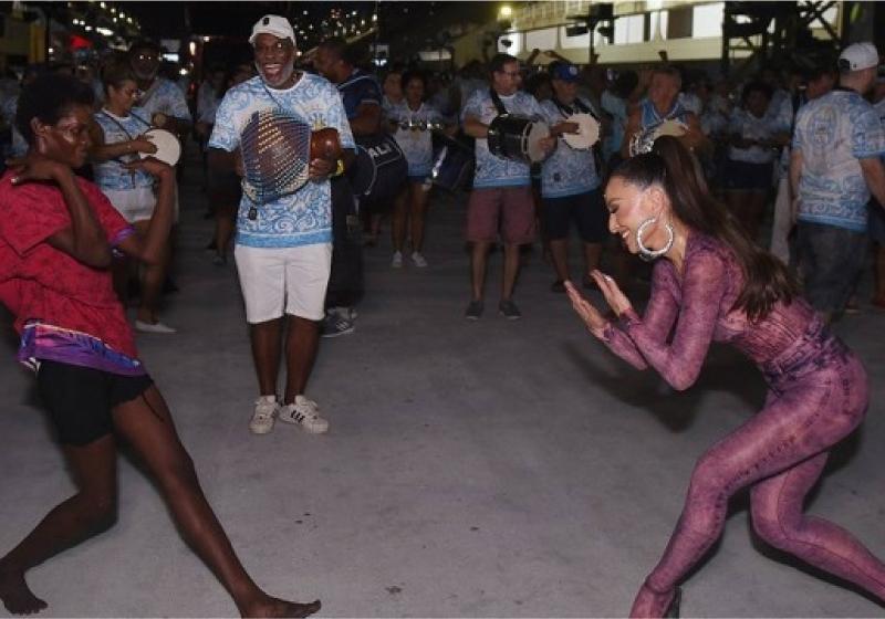 Sabrina Sato dançou com Adriana, a catadora de latinhas que viralizou ao sambar na Sapucaí - Foto: Diego Mendes