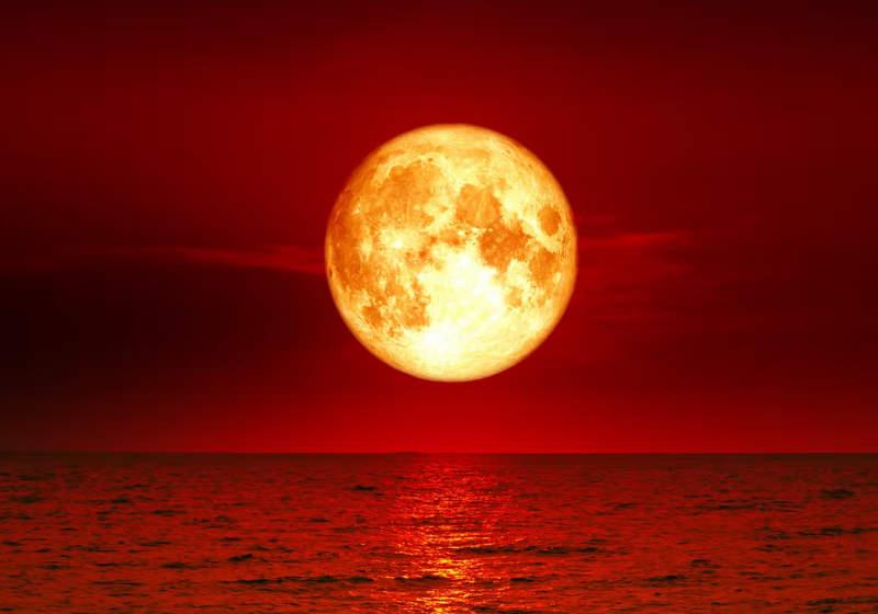 Sendo um eclipse total, a sombra da Terra cobrirá a Lua por completo deixando-a com um aspecto avermelhado deslumbrante. Foto: reprodução