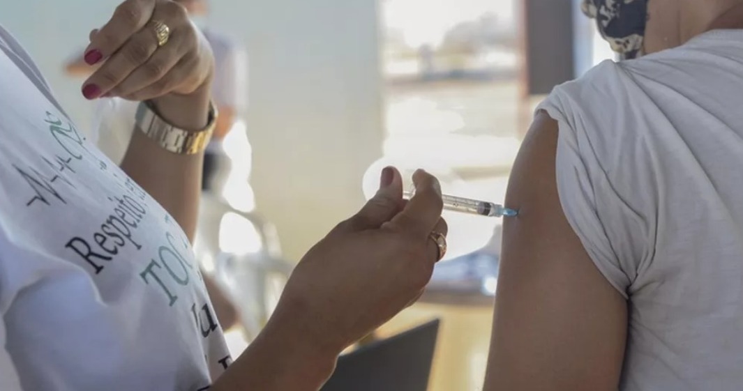 Em Palmas, vacinação ocorre nas unidades de saúde - Foto: Raiza Milhomem/Prefeitura de Palmas
