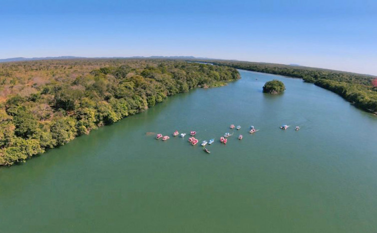 Procissão percorre 2 km entre os rios Palmas e Paranã - Foto: Flávio Cavalera/Governo do Tocantins