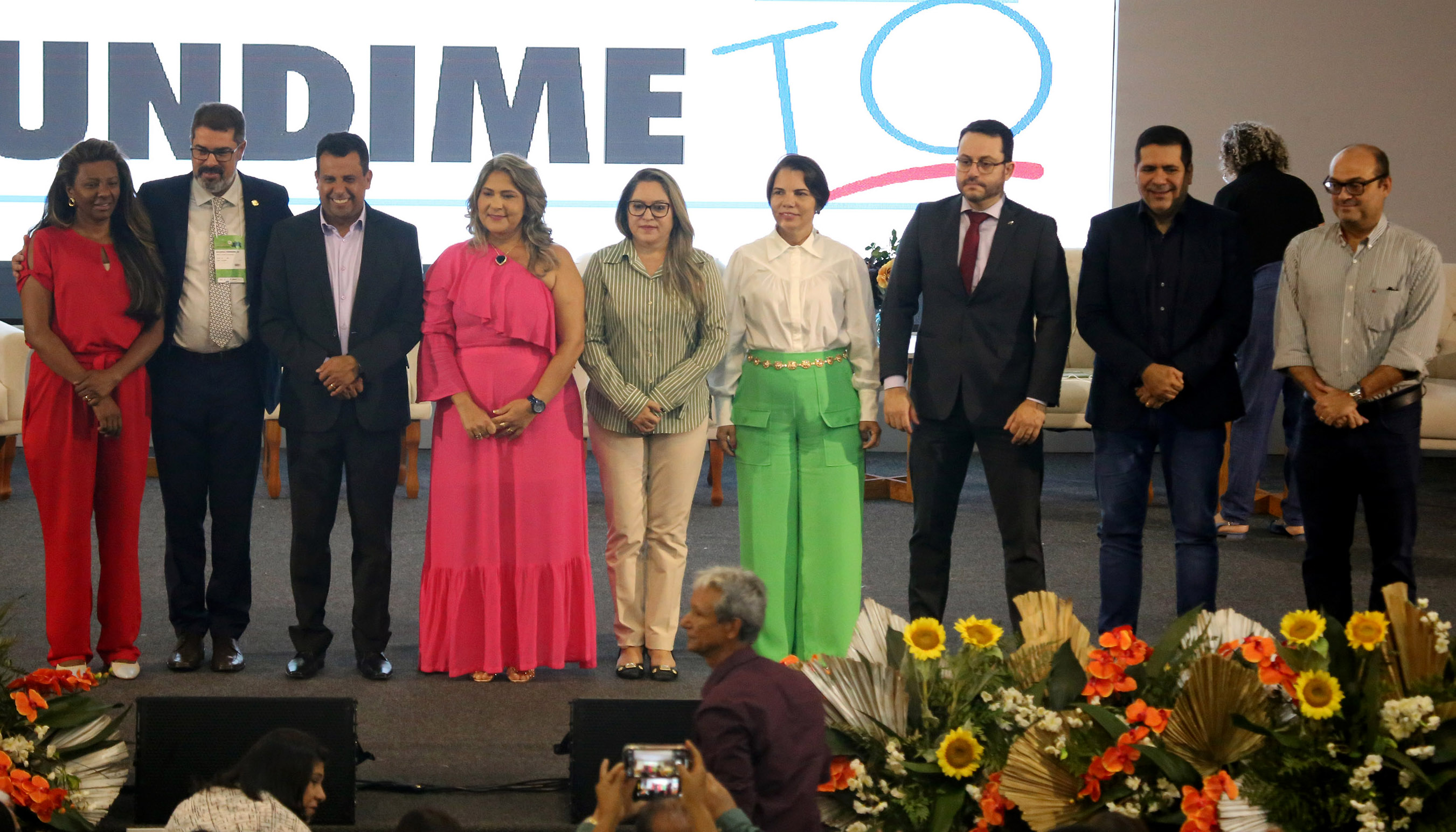 Representantes da Mesa de Honra do encontro da Undime ( Foto :Marcio Vieira/Governo do Tocantins )