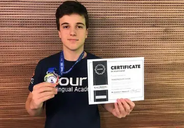Brasileiro de 15 anos fatura medalha em olimpíada internacional de matemática
